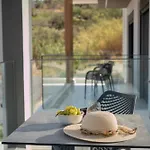 Lirium Luxury 4*