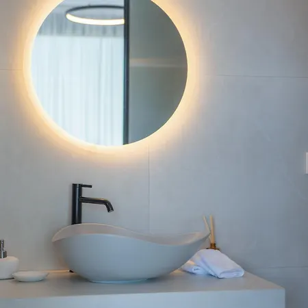 Lirium Luxury Ξενοδοχείο με διαμερίσματα 4*