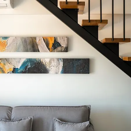 Ξενοδοχείο με διαμερίσματα Lirium Luxury 4*