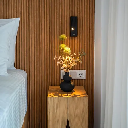 Lirium Luxury Ретимно