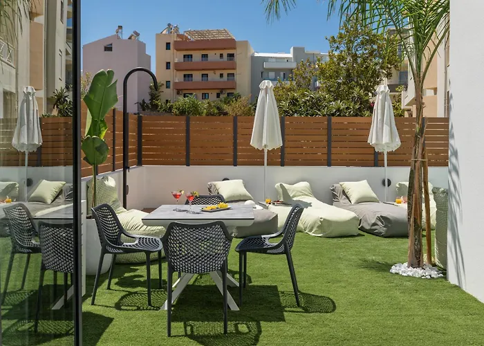 Lirium Luxury Апарт-отель