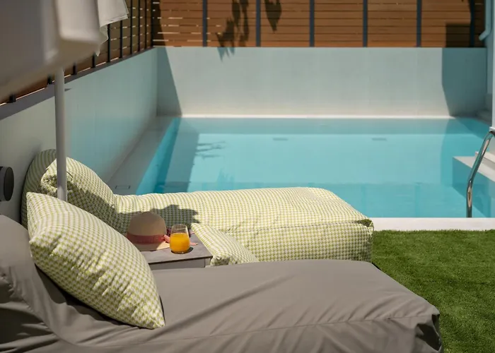 Апарт-отель Lirium Luxury 4*