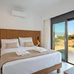 Lirium Luxury 4*