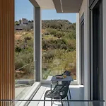 Lirium Luxury