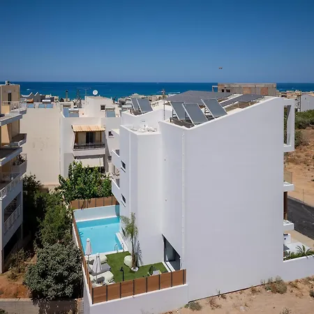 Lirium Luxury 4*