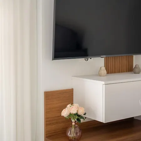 Lirium Luxury 4*