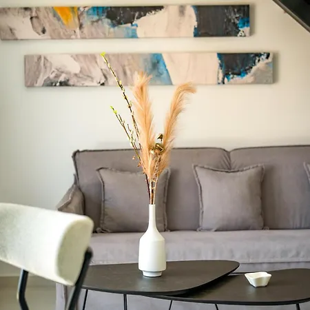 Lirium Luxury 4* ريثيمنو